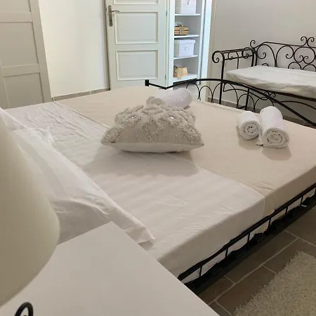 Rita Apartment *
